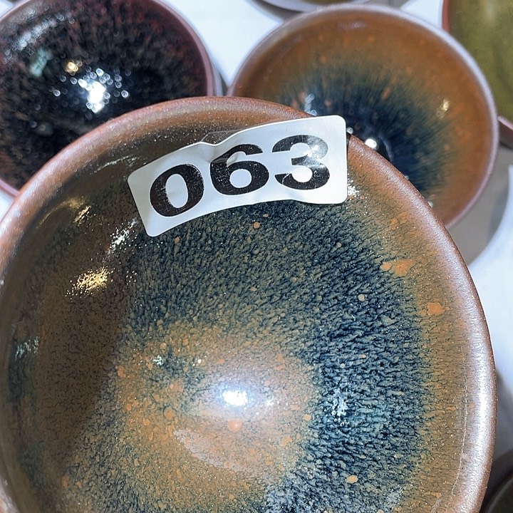 陶瓷马克杯带盖勺的拌饭的