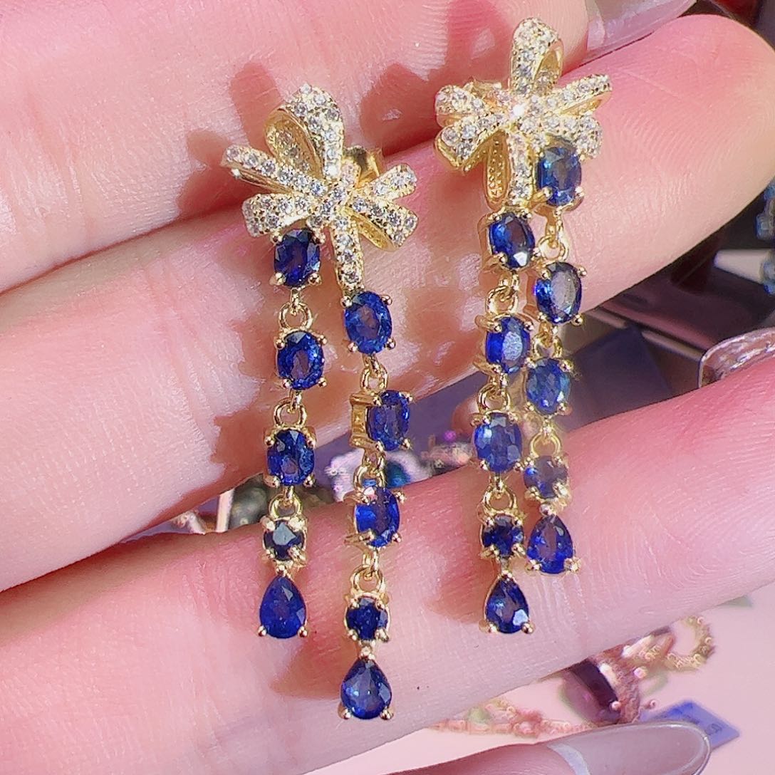 蓝宝石耳钉银S925镶嵌