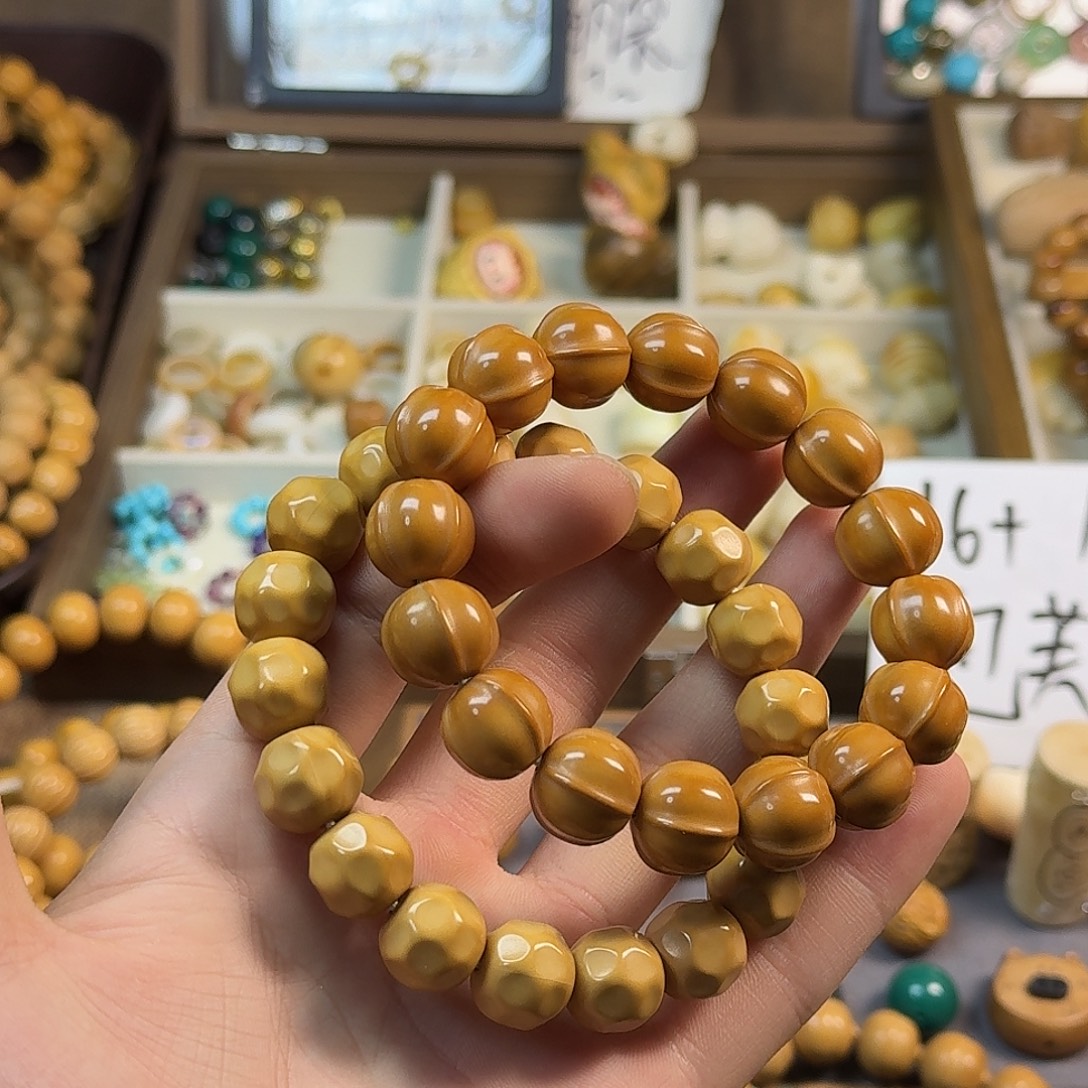 沉****猴头核桃吊坠全品奶酪/鲨鱼