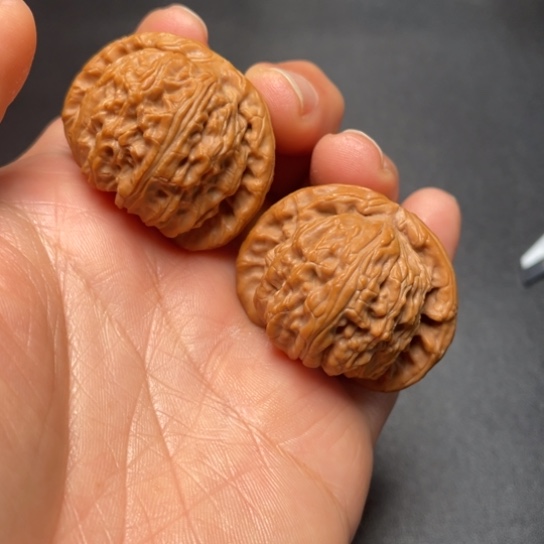 【闪购商品】把件文玩核桃球白………