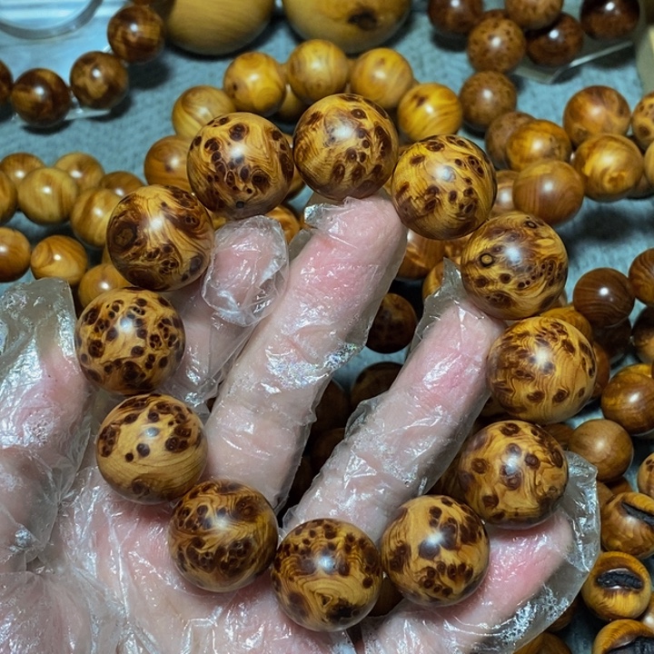 柏木（崖柏）太行崖柏黑金瘤疤2.0高密度65.2g