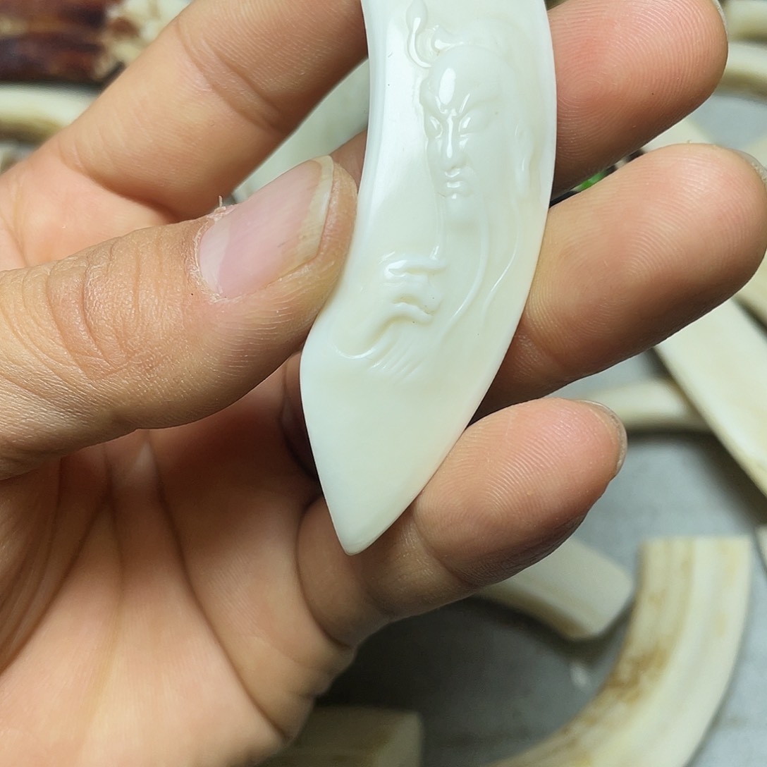 猪牙手串/手链叫*猪牙