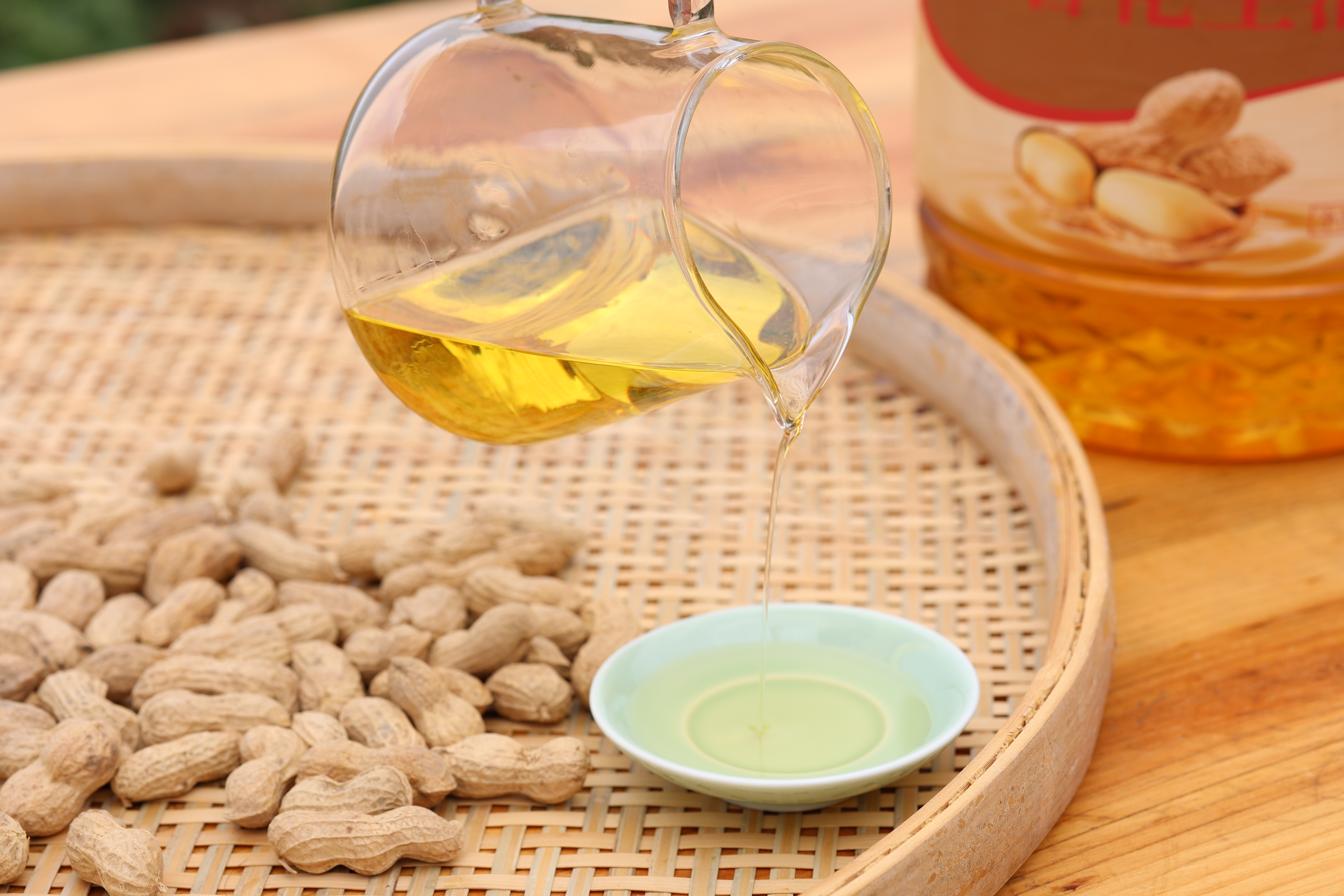 广西贺州花生油5L农家食用油压榨手工花生油家庭装
