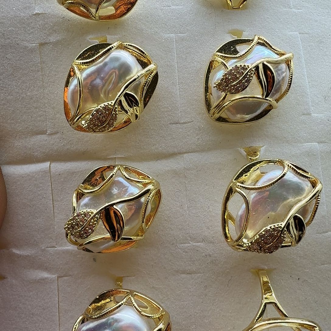 淡水珍珠合金颈饰