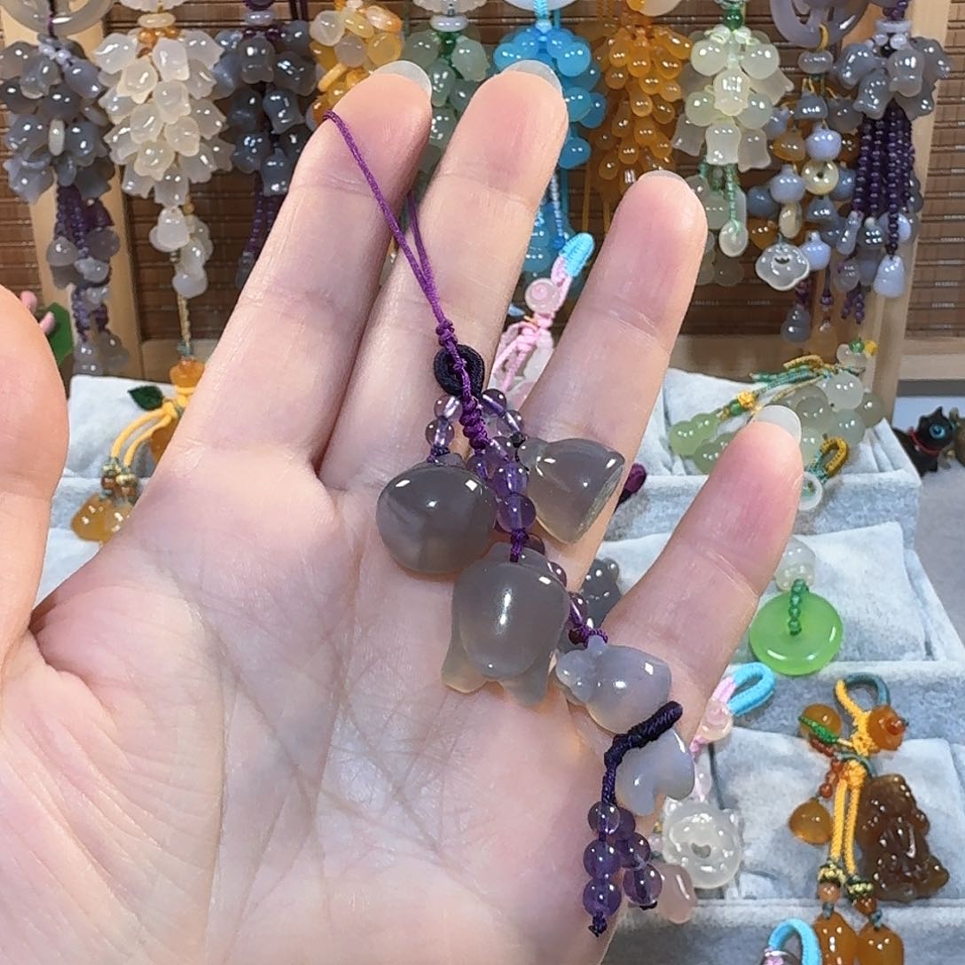 玛瑙/玉髓福利款天然玉髓玛瑙，带有包容点未镶嵌