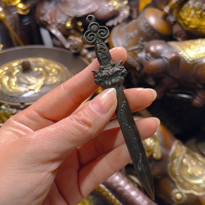 铜器摆件收收藏藏