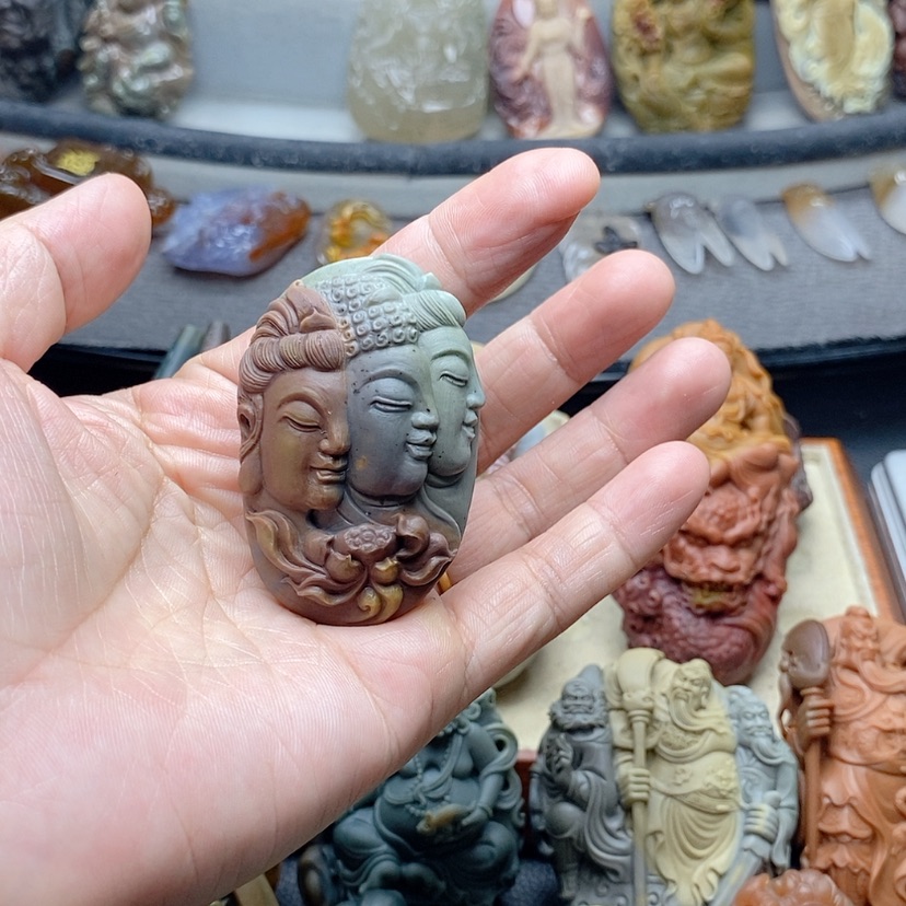 【闪购商品】定制石英质玉吊坠未镶嵌