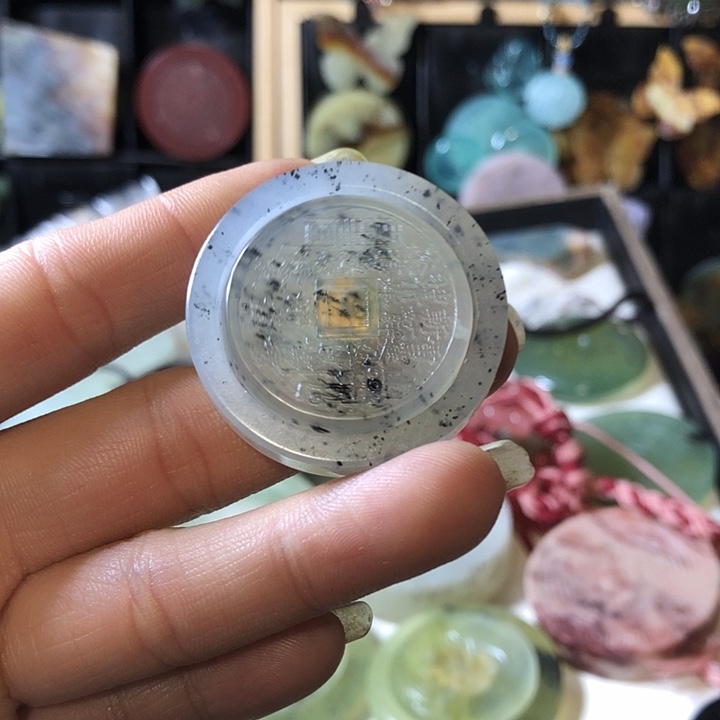 岫玉未镶嵌岫玉挂件