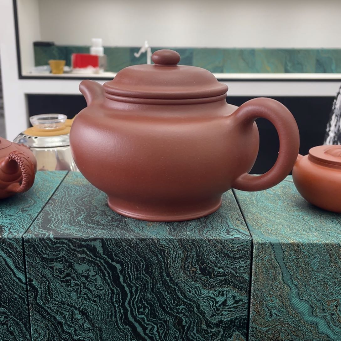 紫砂茶壶惜*年掇只底槽清900cc