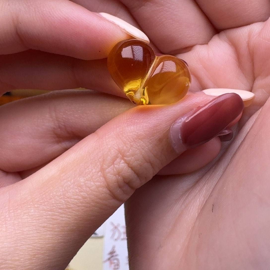 琥珀未镶嵌裸石3号