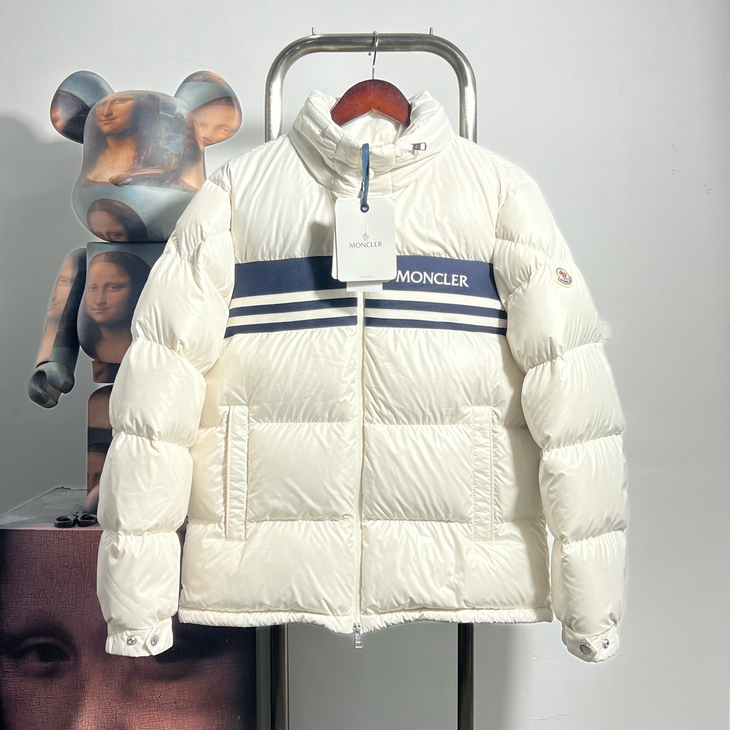 99新 MONCLER skarst羽绒服 V1705 1胸围56衣长68