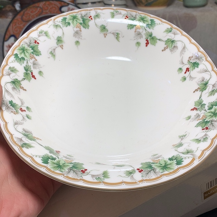 瓷片没人要就说声啊哈哈笑不了