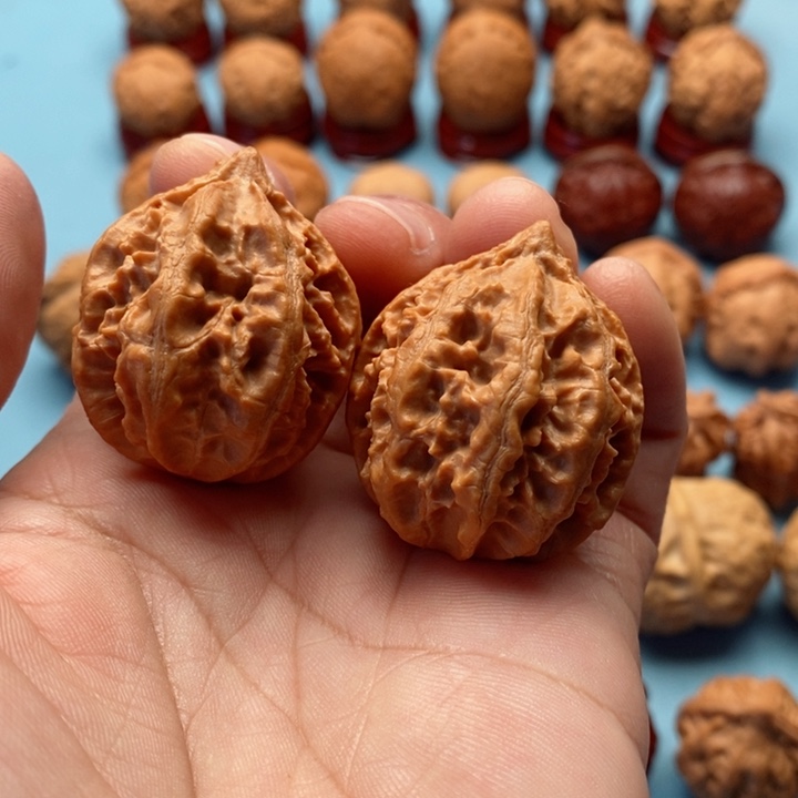 文玩核桃把件精品文旅手捻京八棱元