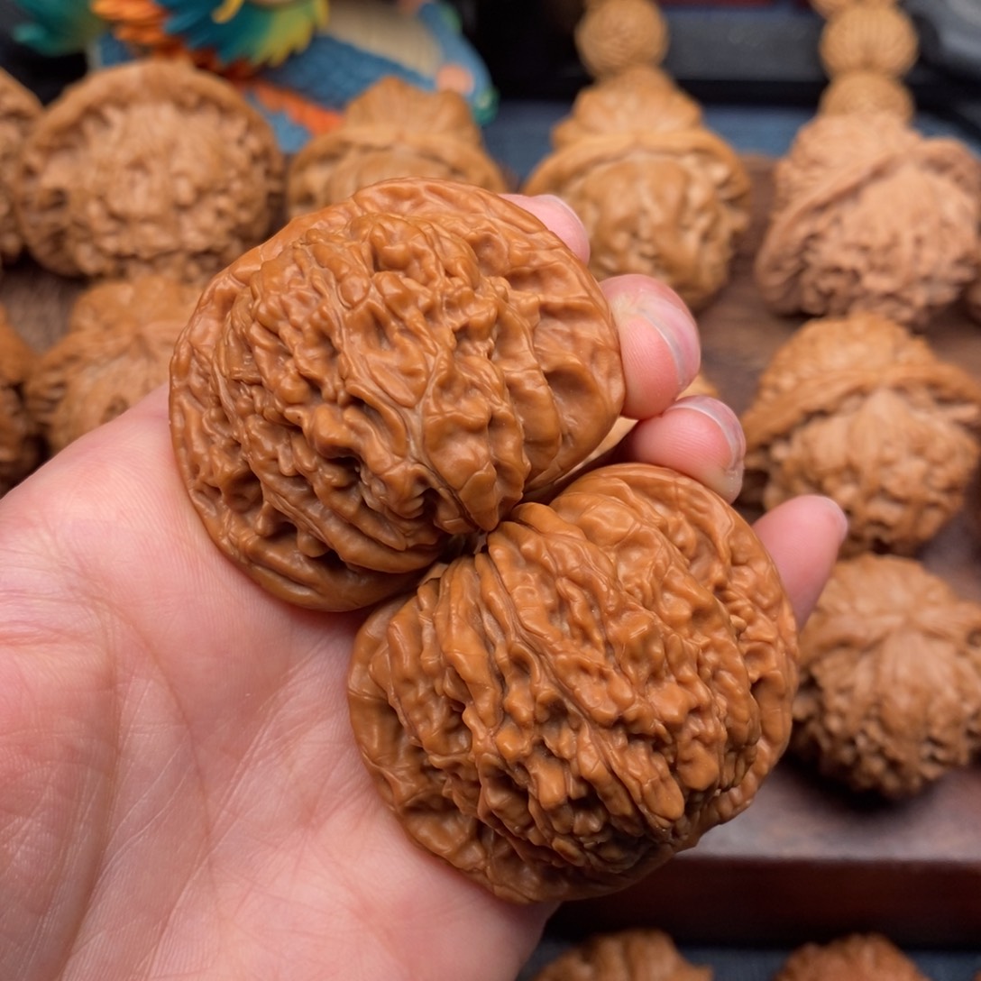 文玩核桃把件46精品平谷楼