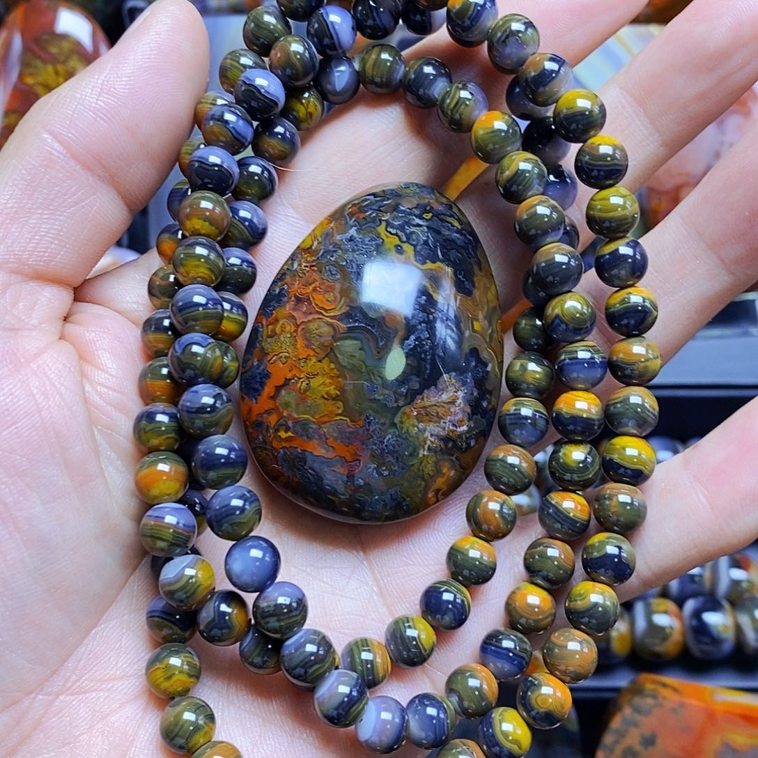 一***意玛瑙/玉髓未镶嵌吊坠(不含链)