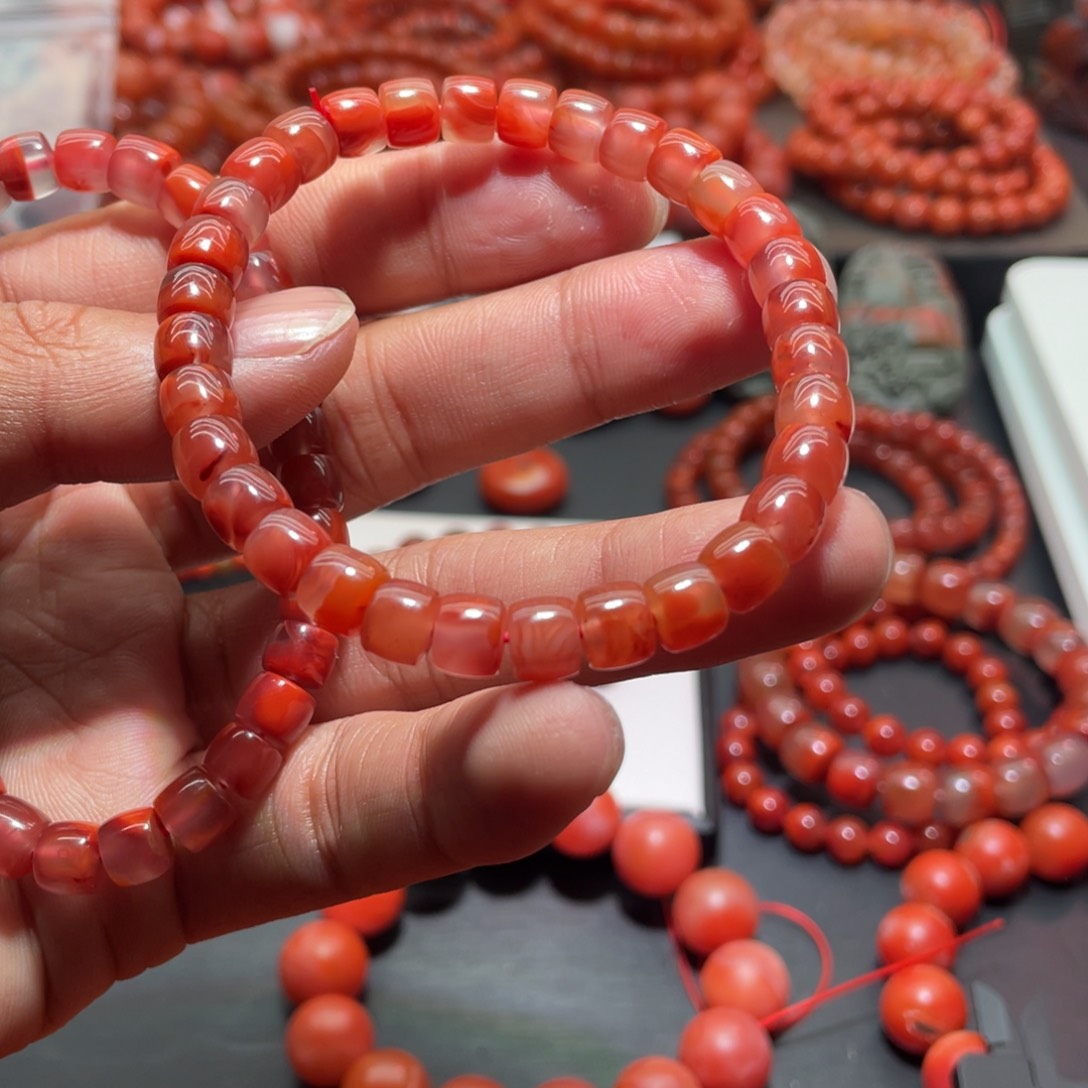 南红玛瑙手链未镶嵌