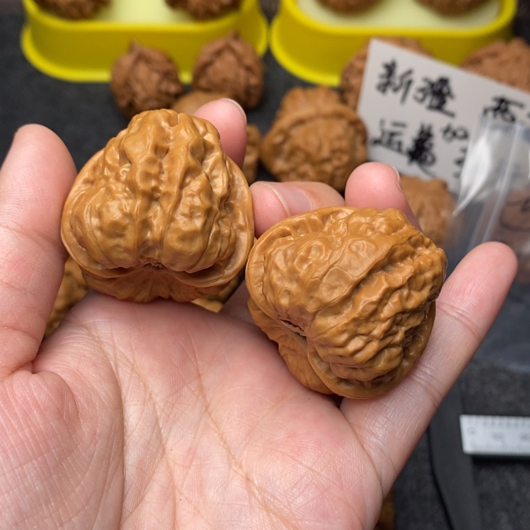 文玩核桃把件联****栋蛤蟆36