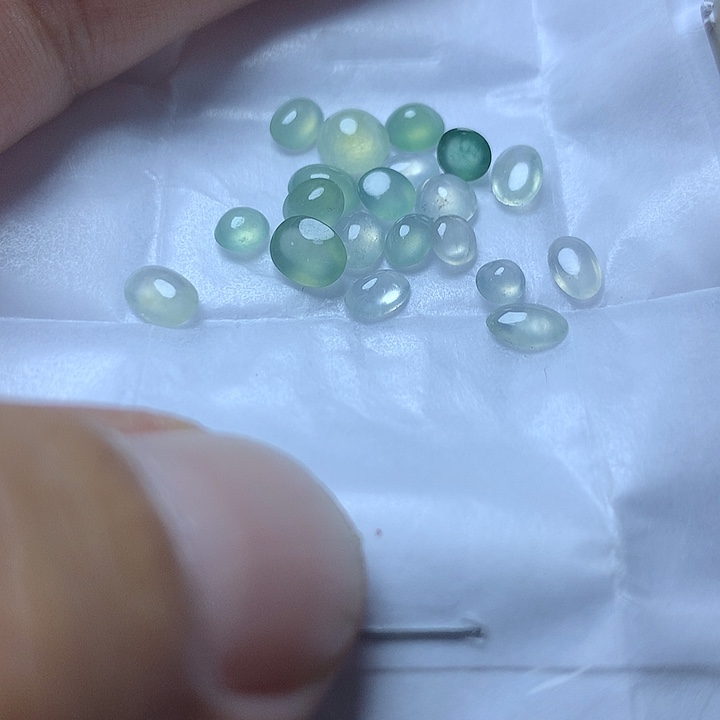 定制翡翠未镶嵌戒指