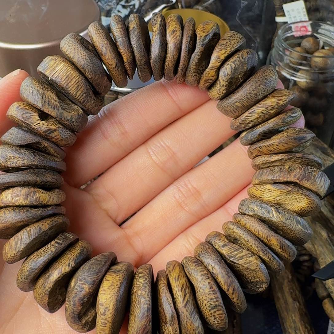 沉香手串牛肉干49.3克