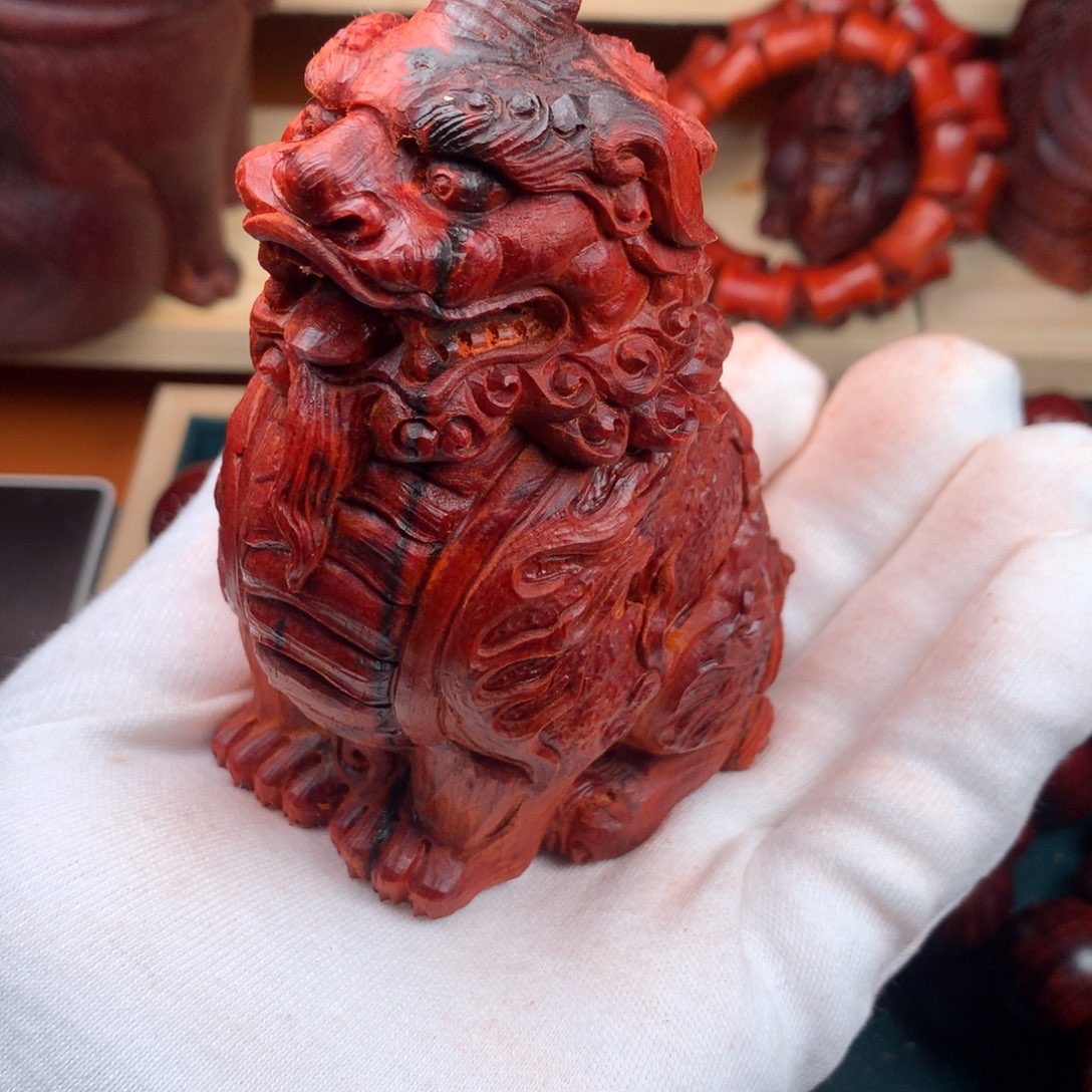 木用****5高品质血檀顶泥谛听红飘黑