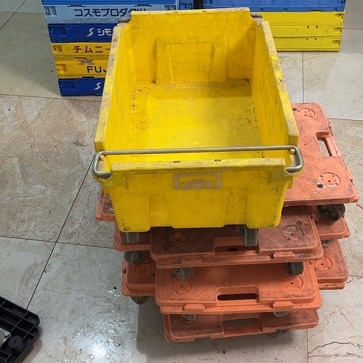 杰***杰厚款家用五金工具箱1个没盖裂开了