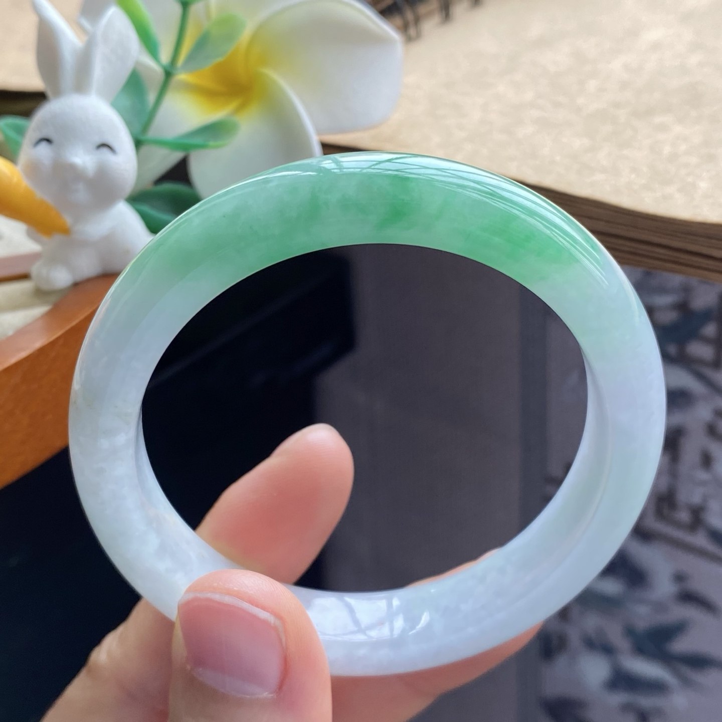 03.22批2177号54.1-11.5-8.2青翠阳绿色！青翠色！天然翡翠手镯