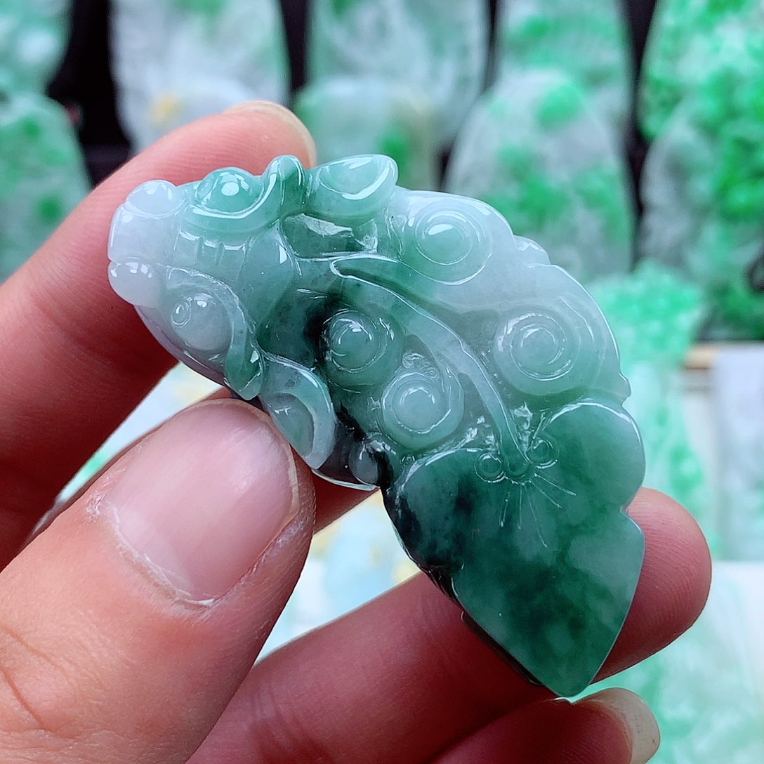 翡翠未镶嵌颈饰翡翠吊坠