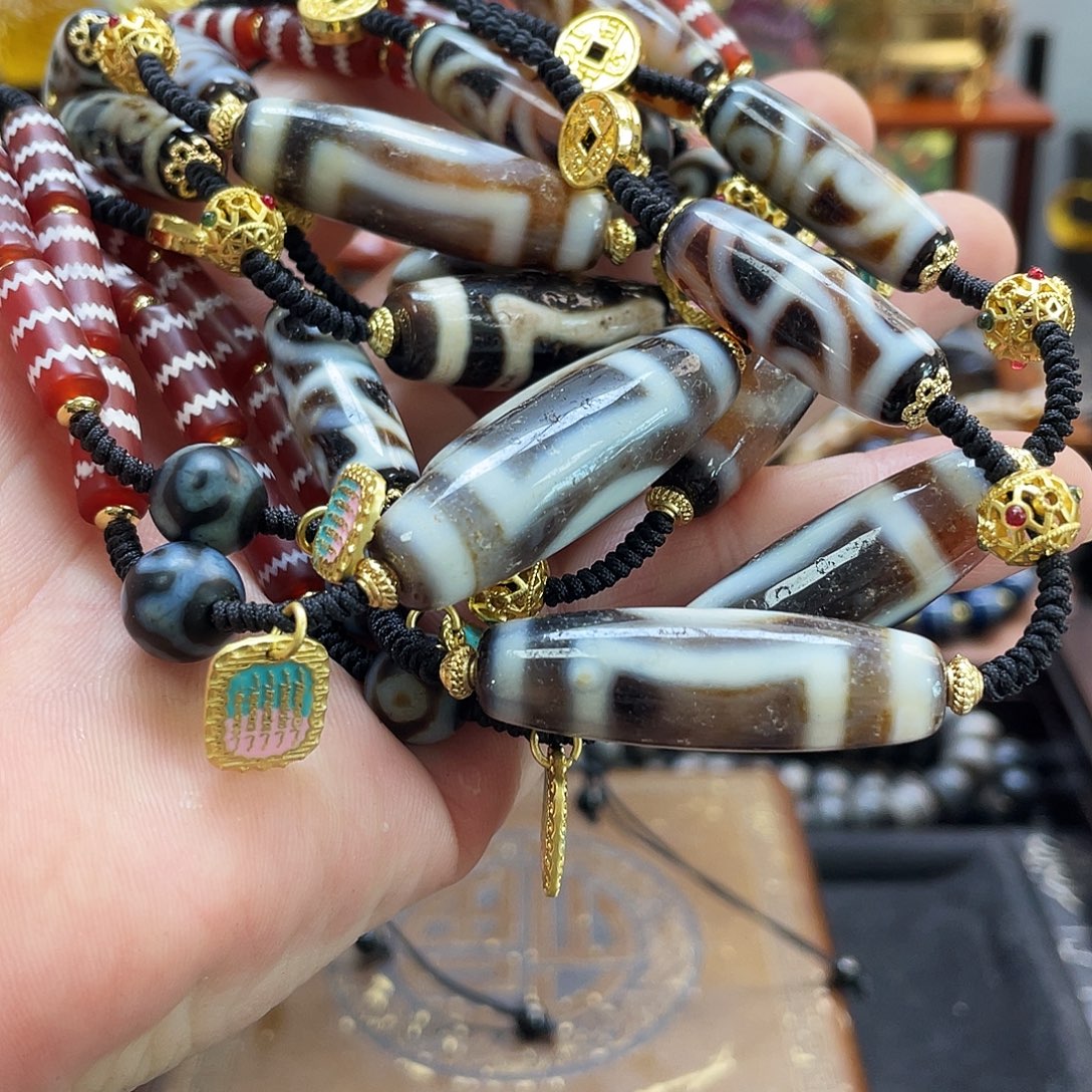 玛瑙/玉髓未镶嵌多样性发一条