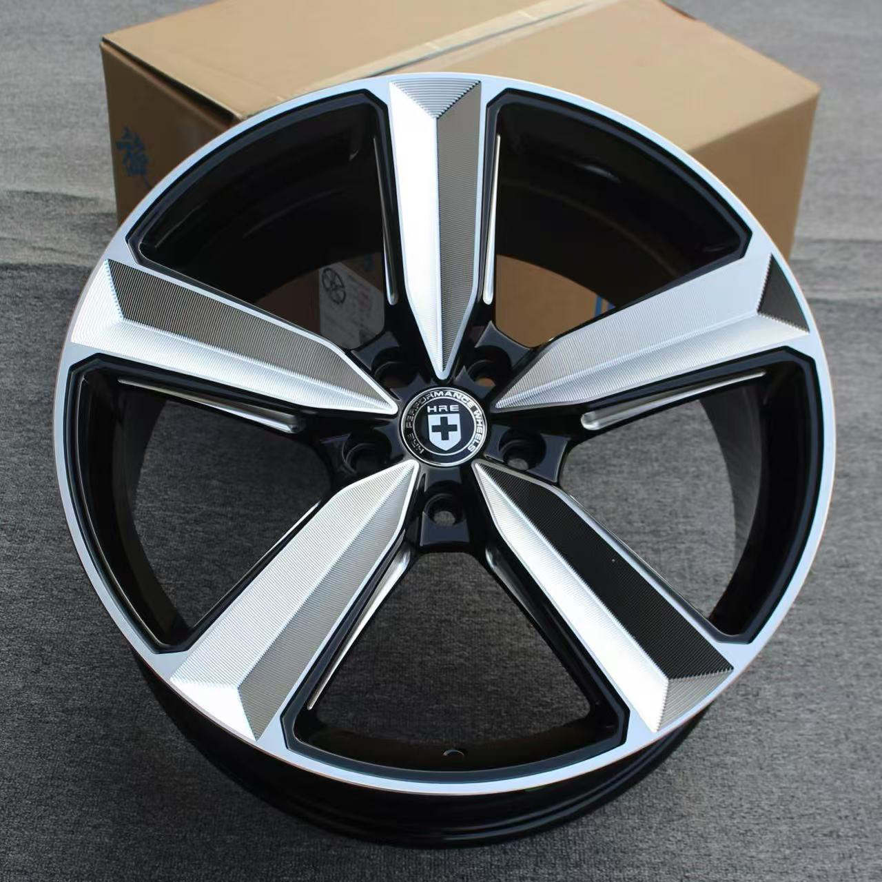 大宝剑旋压轮毂立中信发