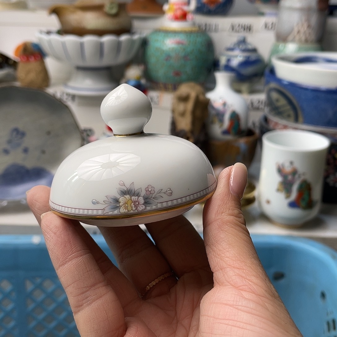 瓷片果*哈哈哈我来拉了笑拉哈啊这