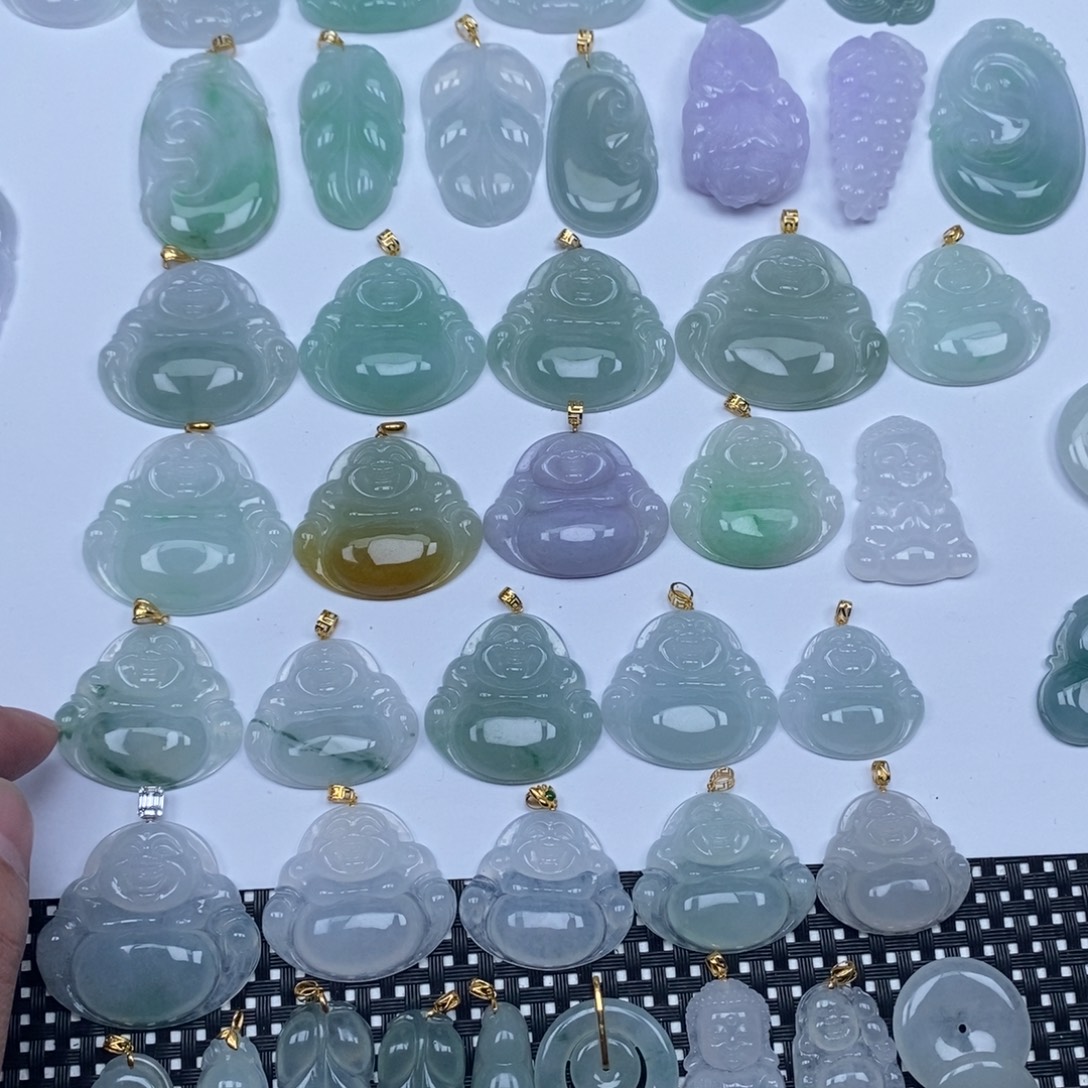 翡翠未镶嵌颈饰天然翡翠