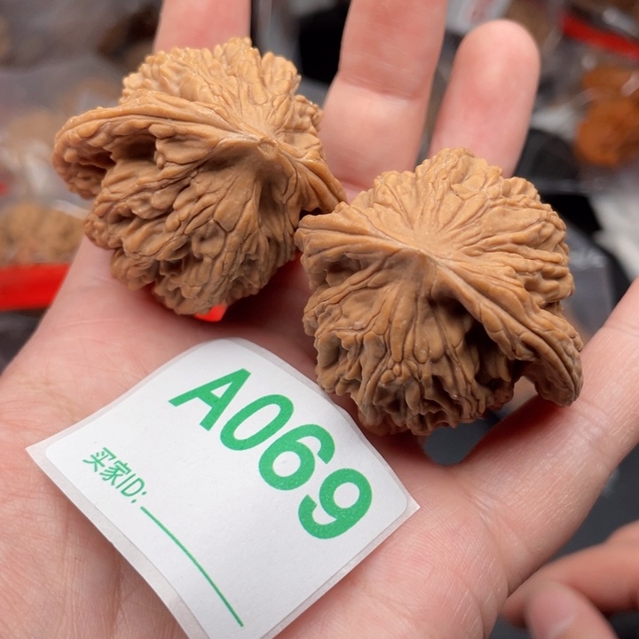 文玩核桃吊坠核桃