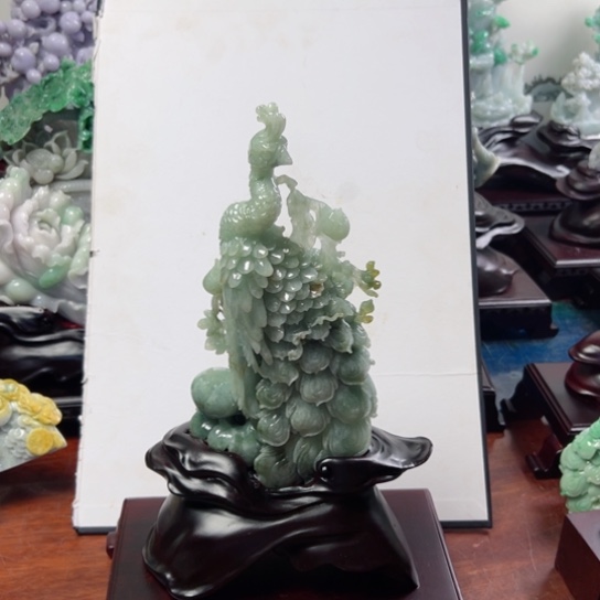 翡翠摆件未镶嵌翡翠