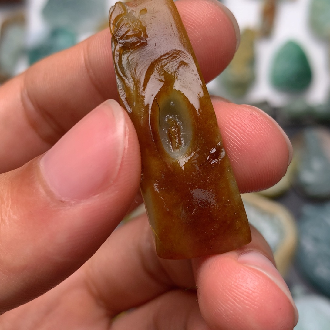 定制翡翠未镶嵌翡翠