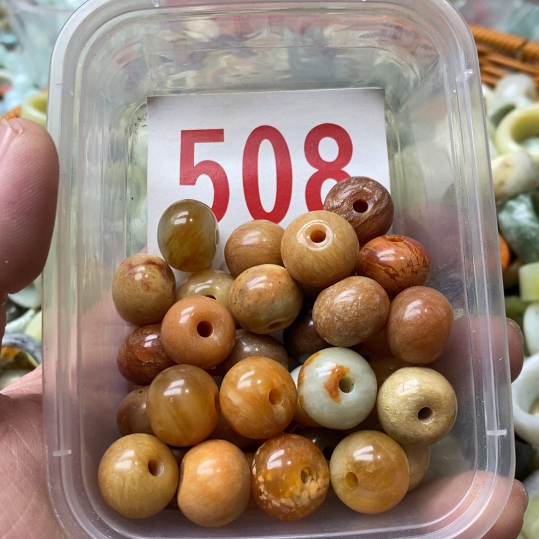 蛇纹石玉挂坠未镶嵌