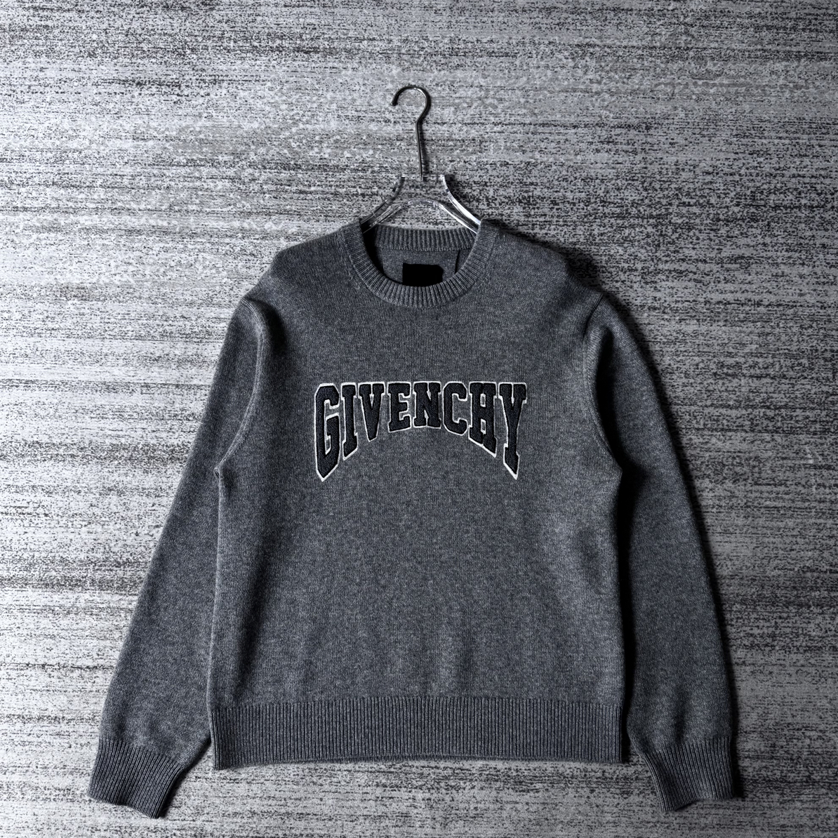 99新 Givenchy/纪梵希 圆领套头卫衣/尺码 XL/#4820