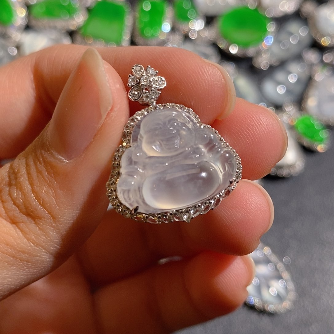 翡翠颈饰18K金镶嵌天然缅甸A货翡翠