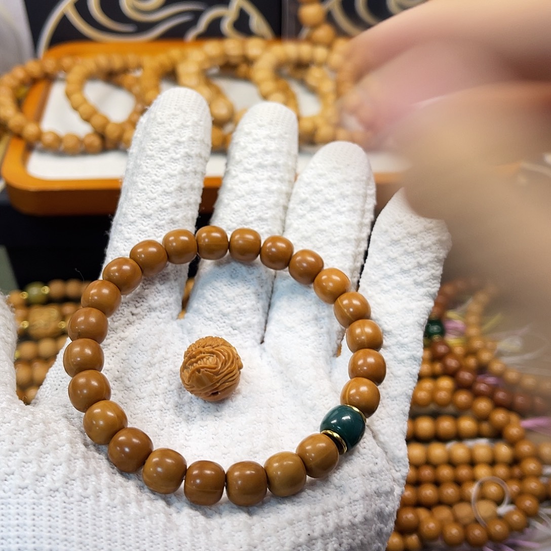 吊坠猴头核桃微瑕老型带恶僧