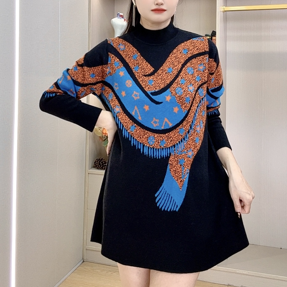 【 632】秋冬女针织衫中长款毛衣裙宽松大码显瘦圆领针织衫