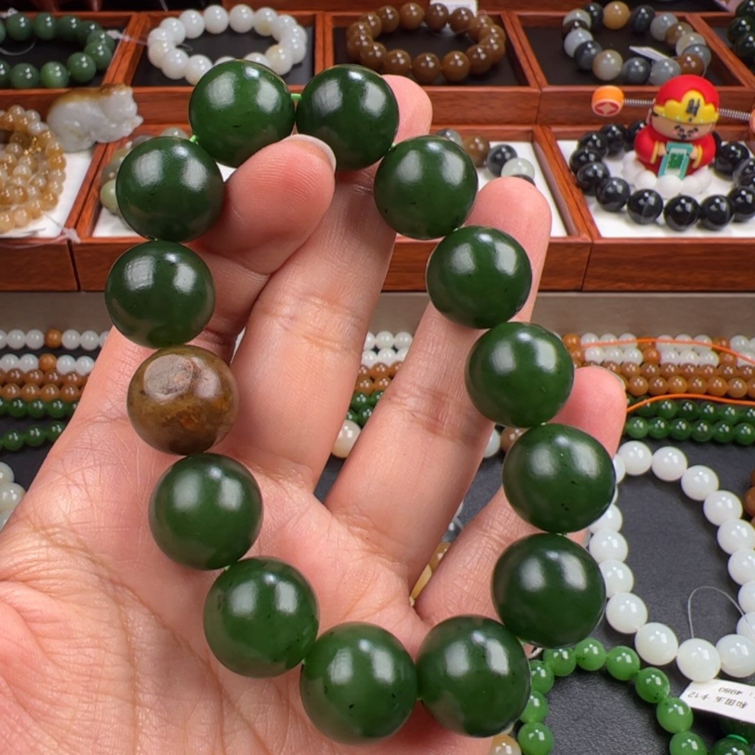 和田玉手链未镶嵌碧籽