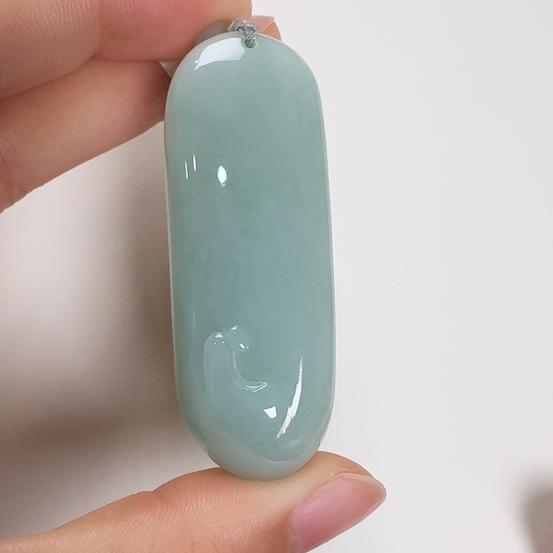 翡翠颈饰未镶嵌悟道