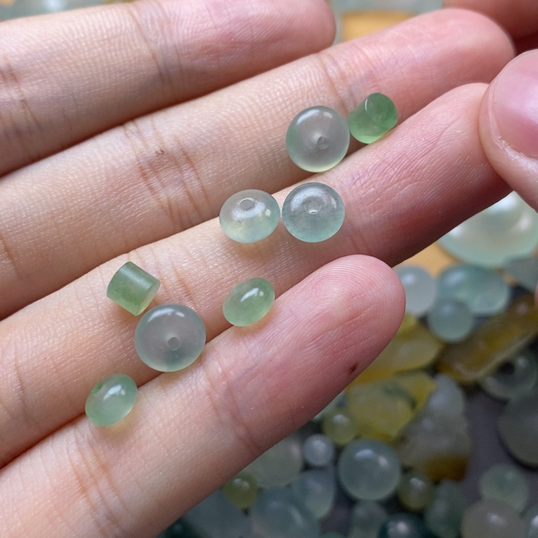 定制翡翠未镶嵌珠子