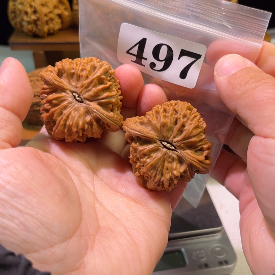 吊坠文玩核桃三角将44微修