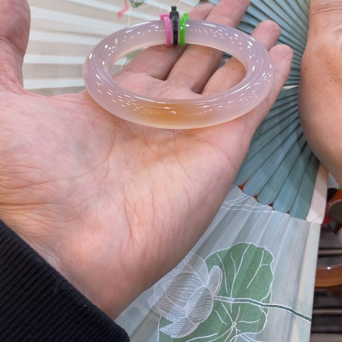 玛瑙/玉髓手镯未镶嵌?****@