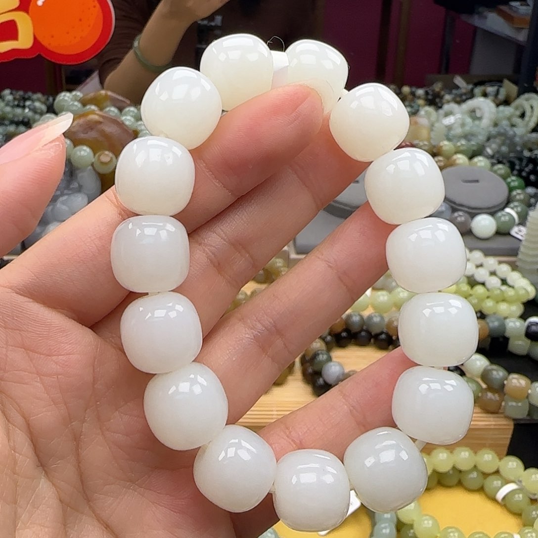 和田玉手链未镶嵌