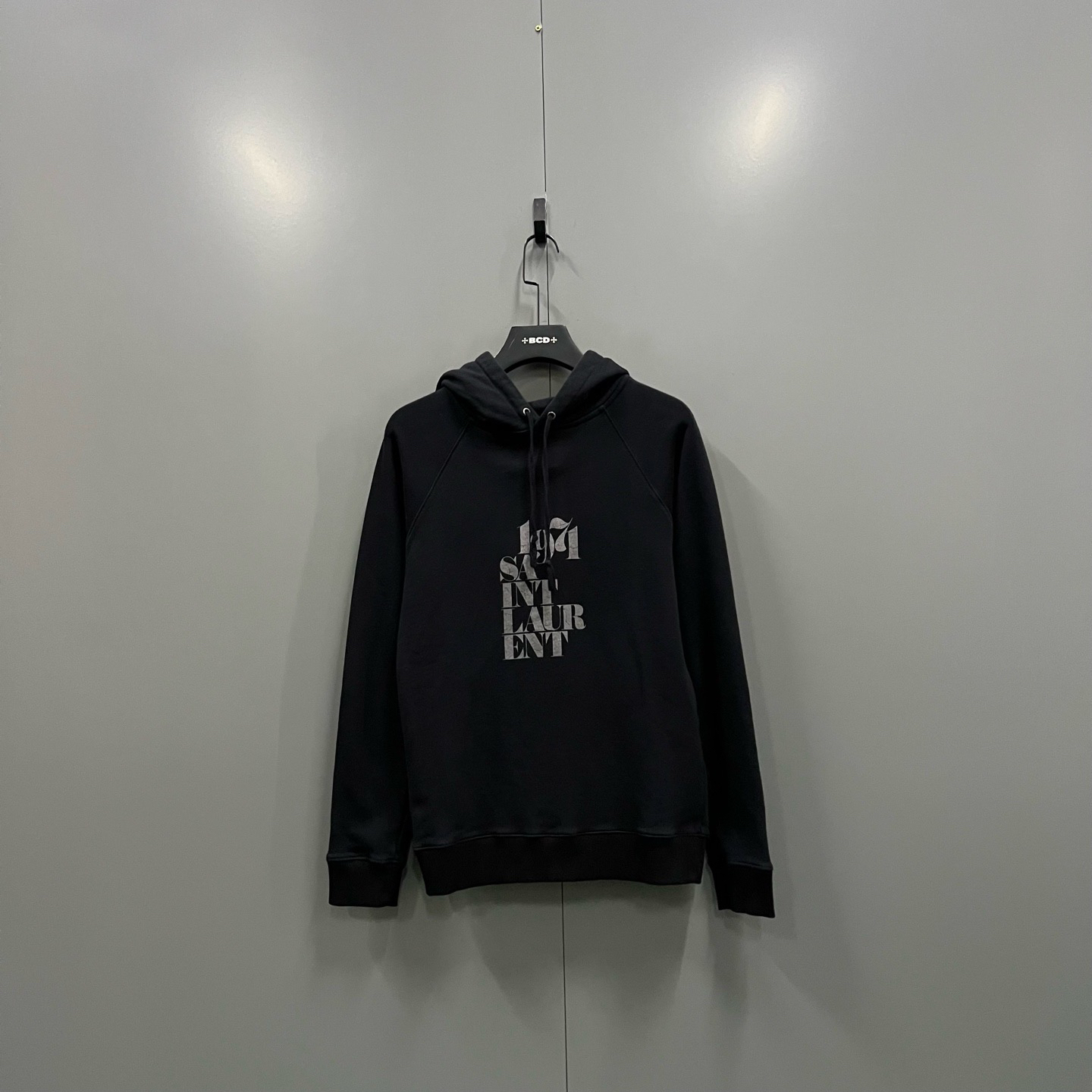 99新 YSL/圣罗兰 (ll) 黑色字母印花帽衫 S码 M码 L码/305550