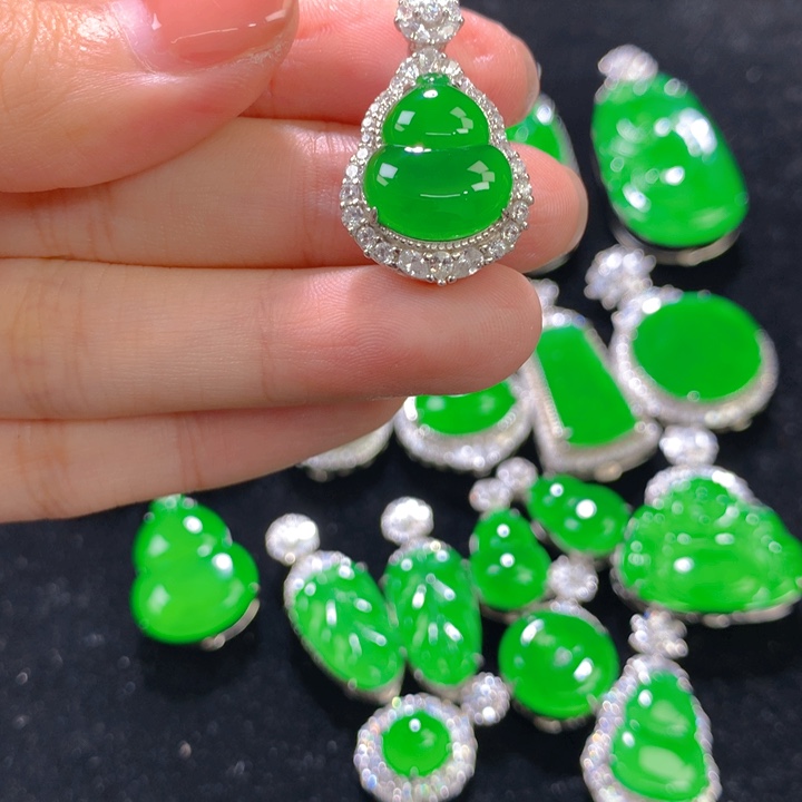 翡翠银S925镶嵌颈饰