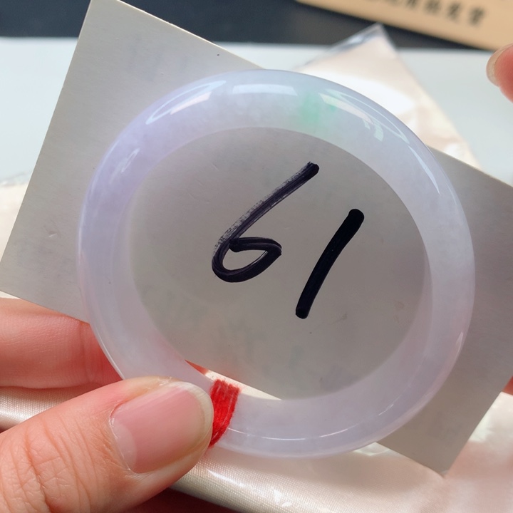 翡翠手镯未镶嵌正