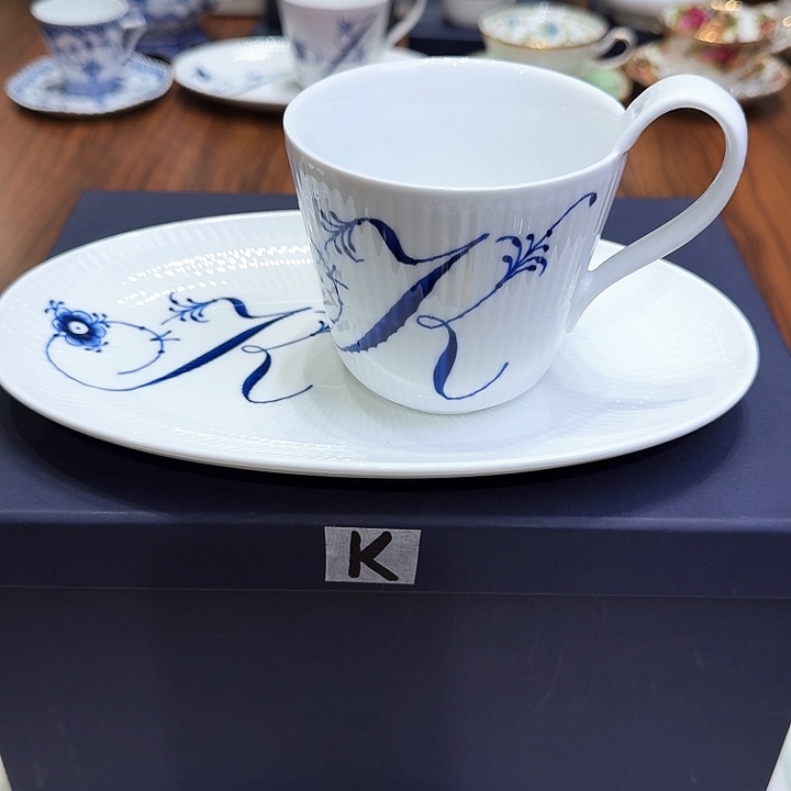 瓷片杯子杯子杯子水杯杯子水杯