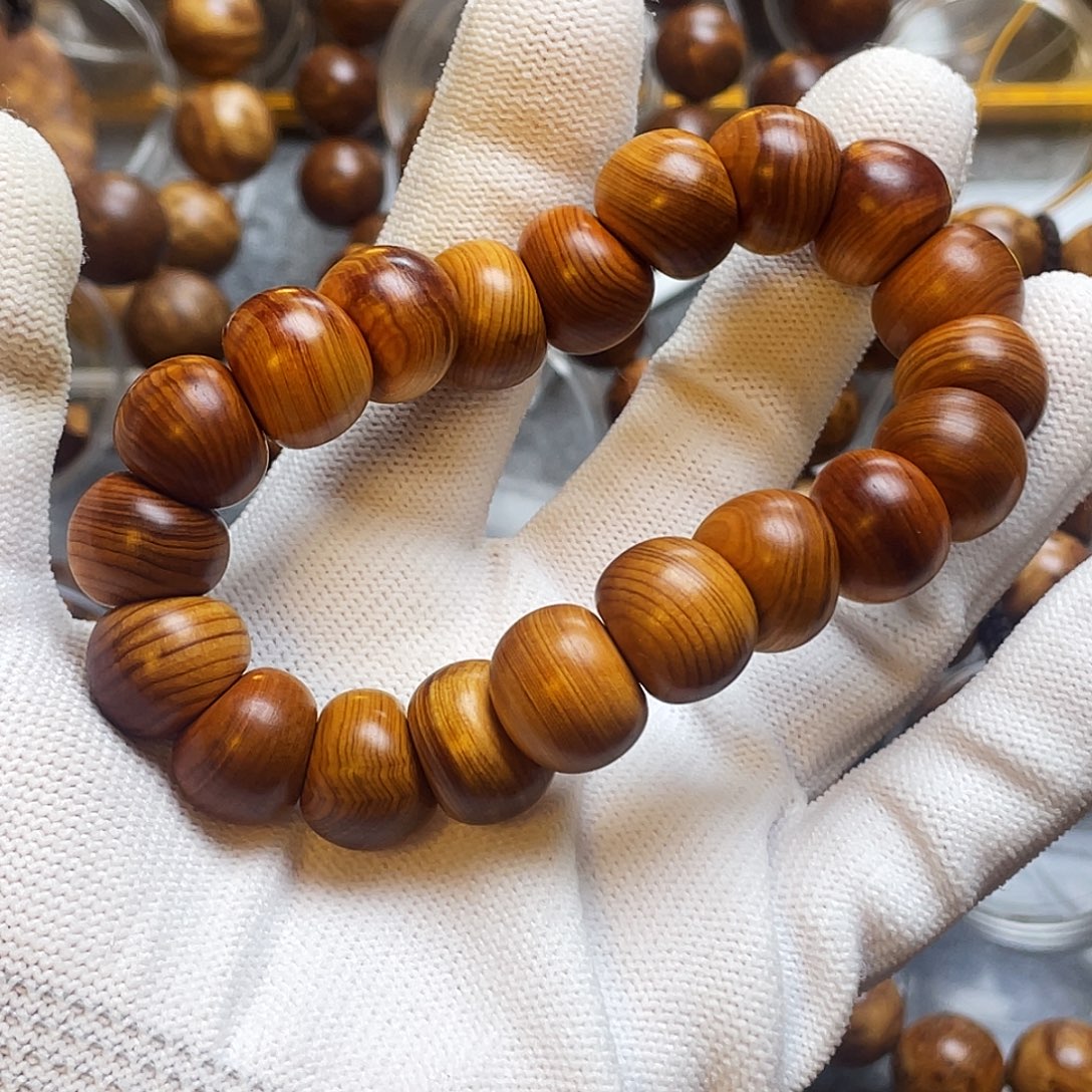 柏木手串/手链太行崖柏陈化1.5黑油玉透大肠珠